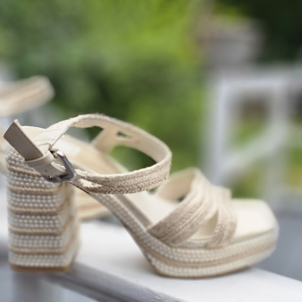 Dolce Vita Anira Pearl Platform Heel In Ivory